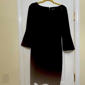 3/4 sleeves…visible back zipper